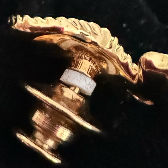 Retired Swarovski Gold and Green Masquerade Crystal Brooch - Picture 3 of 4